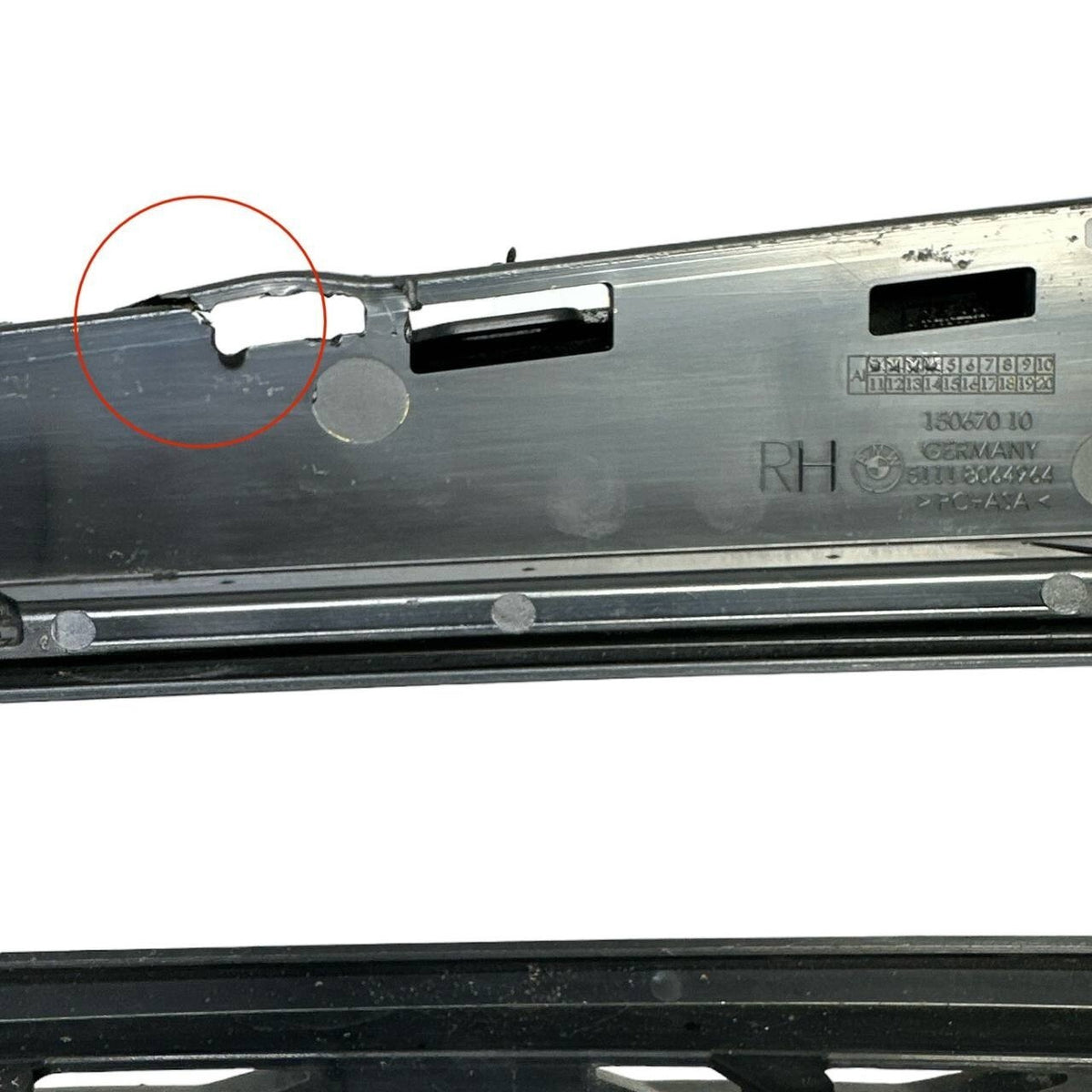 2018 2019 2020 2021 BMW 5 G30 FRONT BUMPER RIGHT LOWER PASSENGER GRILLE GRILL