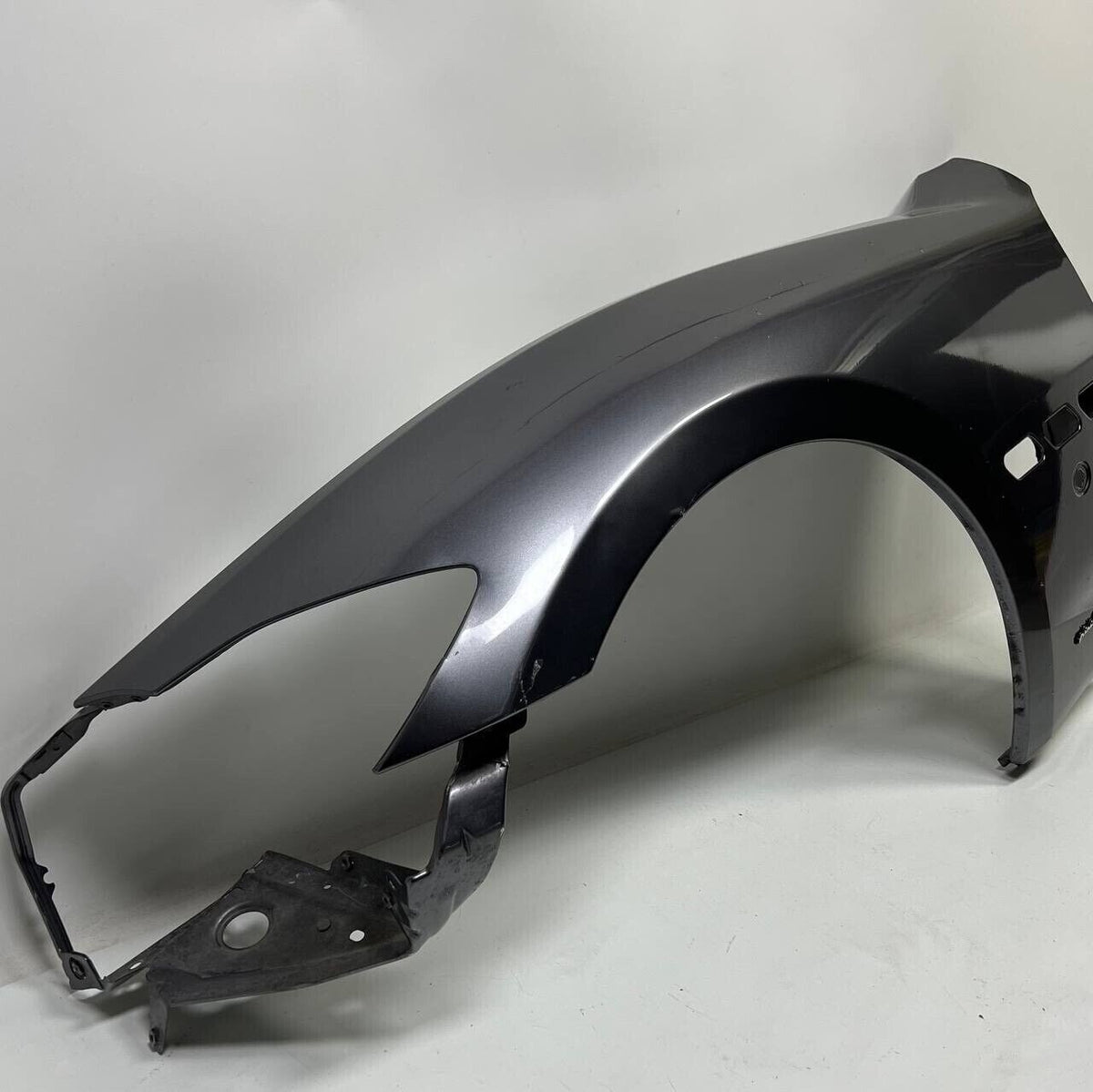 2008 2009 2010 2011 2012 2013-2017 MASERATI GRANTURISMO FRONT LEFT DRIVER FENDER