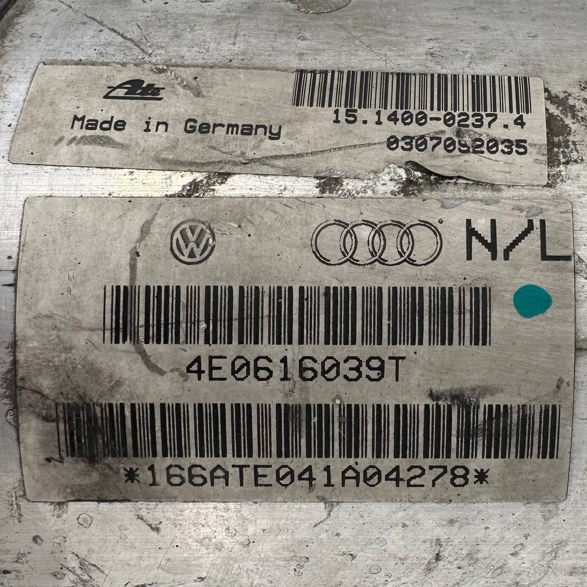 2004 2005 2006-2010 AUDI A8 FRONT LEFT DRIVER SUSPENSION SHOCK STRUT ABSORBER