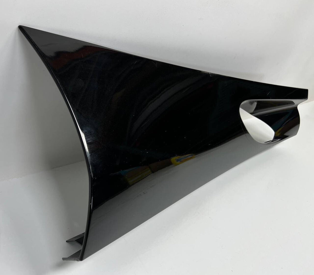 2017-2020 MCLAREN 720S REAR RIGHT ROCKER MOLDING SIDE SKIRT GLACIER 14AC628CP