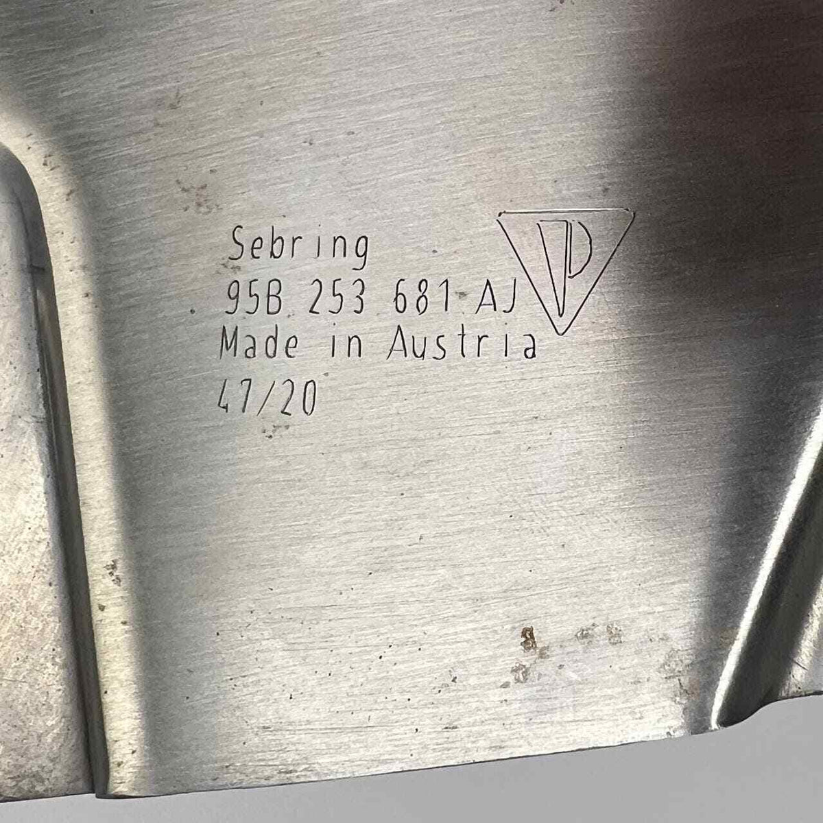 2019 2020 2021 PORSCHE MACAN REAR LEFT EXHAUST TAIL PIPE DRIVER TIP OEM USED
